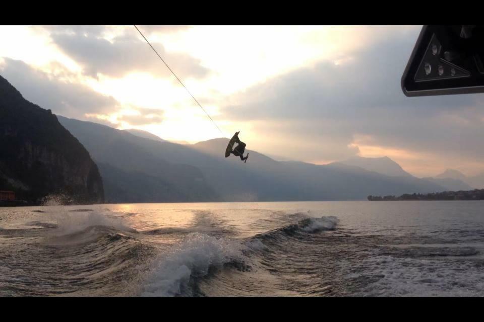 L For Lake Mandello del Lario Exterior foto